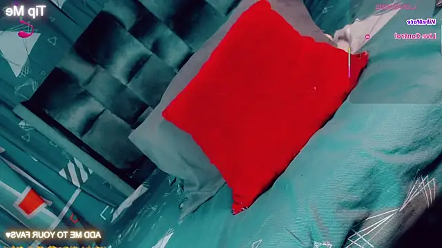 CharlotteBigCock online show from 03-21-26, 02:32