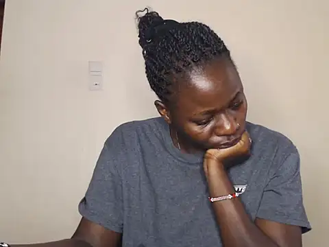 queenofqueens96 online show from 02-27-26, 04:34