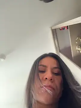 Reggie-Liam online show from 12-22-25, 06:08