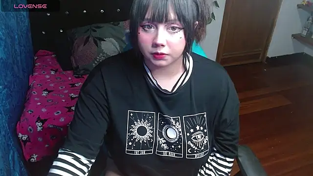 Snapshot of litlle_cat chatting on 09-11-25, 05:29 litlle cat online show from 09-11-25, 05:29