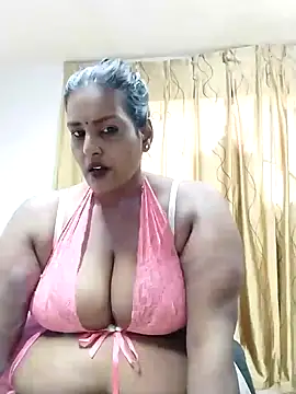 Snapshot of NWC4LYF chatting on 05-30-26, 10:32 NWC4LYF online show from 05-30-26, 10:32