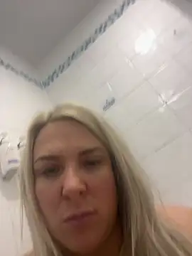 Bustyblondebabe32 online show from 03-20-26, 02:07