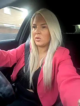 Bustyblondebabe32 online show from 10-21-25, 07:52