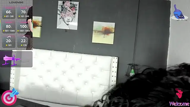 Snapshot of hazel_milf chatting on 10-20-25, 11:44 hazel milf online show from 10-20-25, 11:44