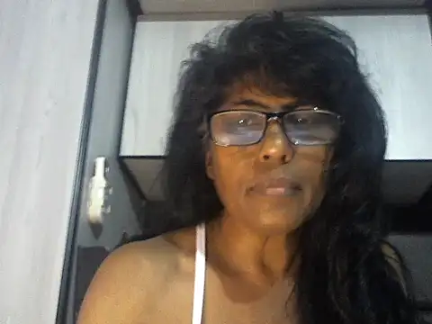 MsAttitude online show from 03-04-26, 07:38