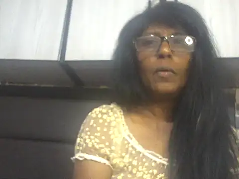Snapshot of MsAttitude chatting on 04-24-26, 07:54 MsAttitude online show from 04-24-26, 07:54