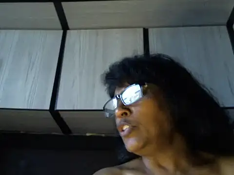 MsAttitude online show from 03-13-26, 05:56