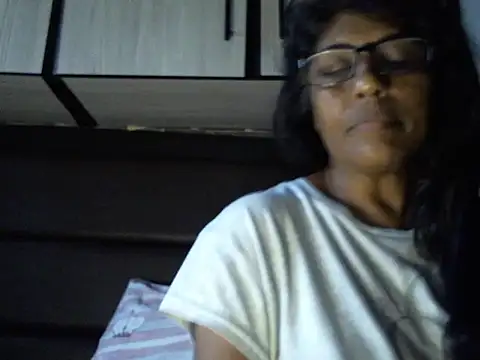 MsAttitude online show from 03-08-26, 09:34