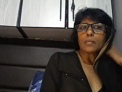 MsAttitude online show from 10-20-25, 06:59