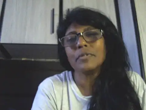 Snapshot of MsAttitude chatting on 04-26-26, 10:34 MsAttitude online show from 04-26-26, 10:34