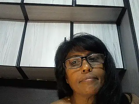 MsAttitude online show from 10-08-25, 02:40