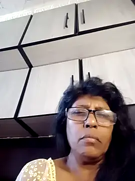 Snapshot of MsAttitude chatting on 05-28-26, 08:11 MsAttitude online show from 05-28-26, 08:11