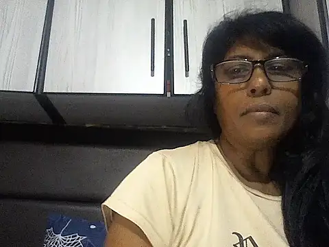 MsAttitude online show from 10-13-25, 06:48