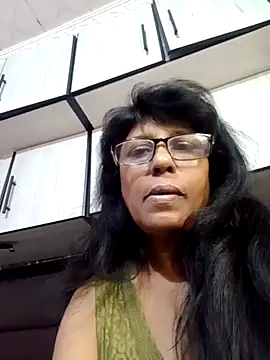 Snapshot of MsAttitude chatting on 04-30-26, 11:39 MsAttitude online show from 04-30-26, 11:39