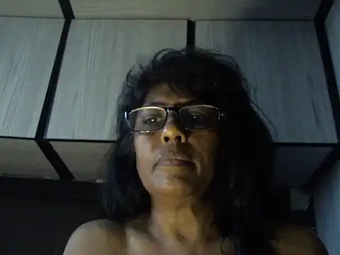 MsAttitude online show from 03-06-26, 06:19