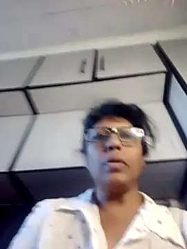 Snapshot of MsAttitude chatting on 06-10-26, 06:25 MsAttitude online show from 06-10-26, 06:25