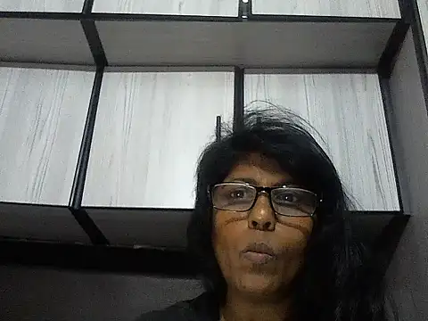 MsAttitude online show from 10-19-25, 12:08