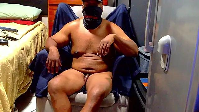 Snapshot of CharlesBlk79_ chatting on 01-31-26, 07:12 CharlesBlk79 online show from 01-31-26, 07:12