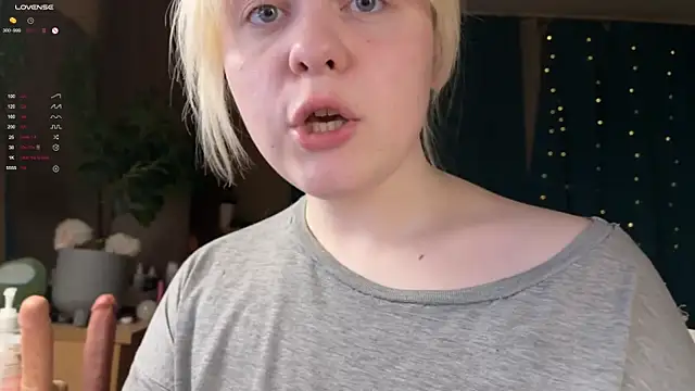 LisaLaas online show from 03-27-26, 11:49