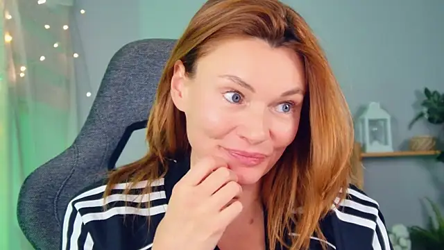 MistyBarnes online show from 02-23-26, 01:12