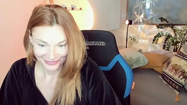 MistyBarnes online show from 05-03-26, 04:21