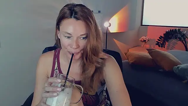 MistyBarnes online show from 06-11-26, 06:54