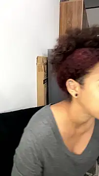Snapshot of Miley_and_Vash chatting on 07-23-26, 11:11 Miley and Vash online show from 07-23-26, 11:11