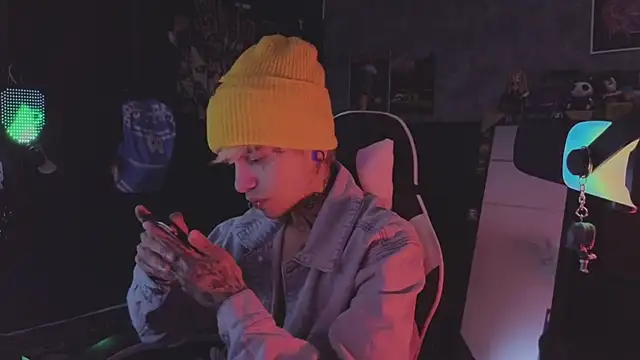 AcidMilo online show from 03-19-26, 09:59