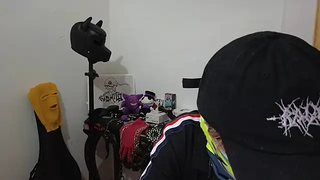 AcidMilo online show from 02-06-25, 10:32