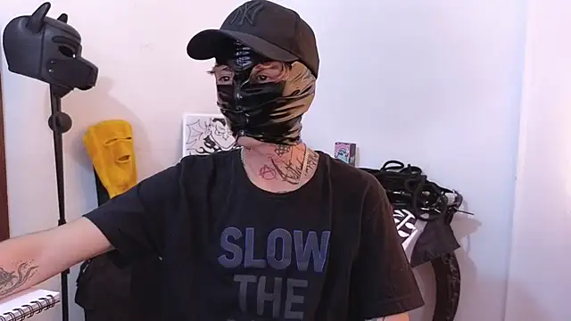 AcidMilo online show from 02-07-25, 09:04