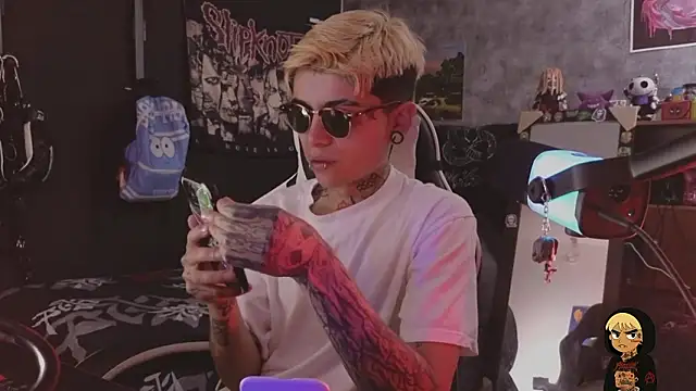 AcidMilo online show from 02-12-26, 02:50