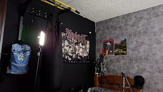 AcidMilo online show from 10-11-25, 07:59