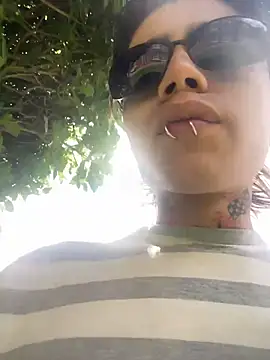 AcidMilo online show from 11-18-25, 06:00