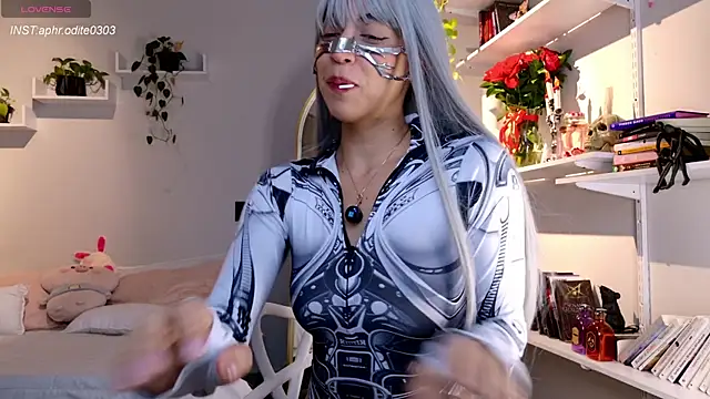 Nikol-JE online show from 10-29-25, 09:14