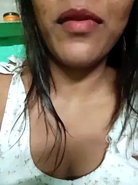 Snapshot of ANGEL_QUEEN09 chatting on 09-15-25, 09:21 ANGEL QUEEN09 online show from 09-15-25, 09:21