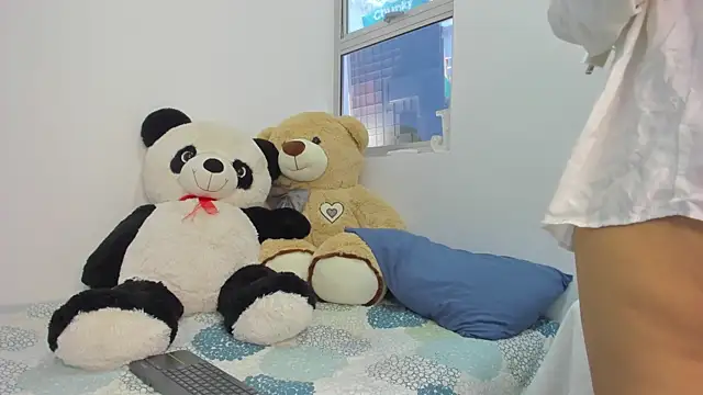 SEJMET LOVE  online show from 12-14-24, 04:08