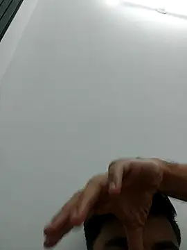 Snapshot of bigdickfuckuu chatting on 09-22-25, 12:38 bigdickfuckuu online show from 09-22-25, 12:38