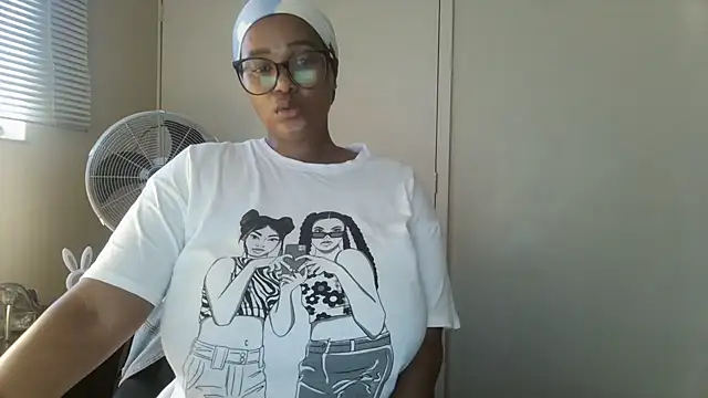Snapshot of Charlie-Crawford chatting on 05-12-26, 09:26 Charlie-Crawford online show from 05-12-26, 09:26