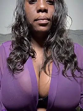 Snapshot of 1Topgyal chatting on 03-20-26, 06:25 1Topgyal online show from 03-20-26, 06:25