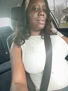 Snapshot of 1Topgyal chatting on 03-05-26, 02:13 1Topgyal online show from 03-05-26, 02:13