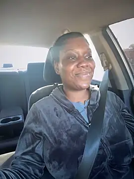 1Topgyal online show from 10-13-25, 01:23