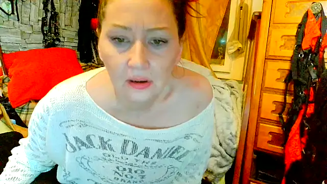 dominatrixredsonyja online show from 03-30-26, 10:00