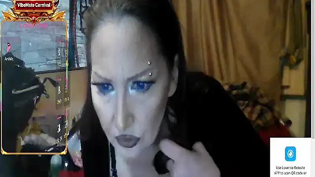 Snapshot of dominatrixredsonyja chatting on 05-09-26, 03:10 dominatrixredsonyja online show from 05-09-26, 03:10