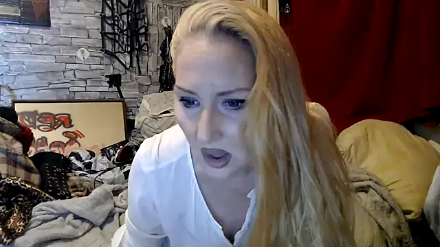 dominatrixredsonyja online show from 08-08-26, 08:16