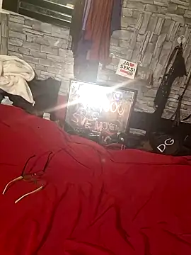 Snapshot of dominatrixredsonyja chatting on 12-03-24, 05:17 dominatrixredsonyja online show from 12-03-24, 05:17