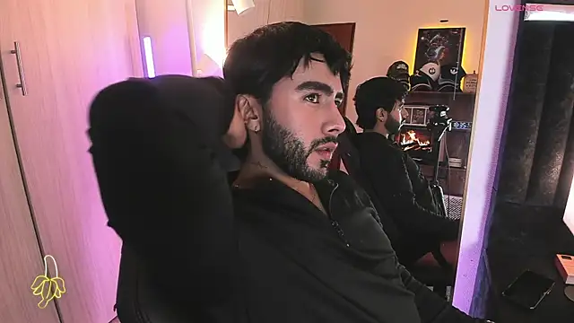 ItsMeEros online show from 06-11-26, 11:35