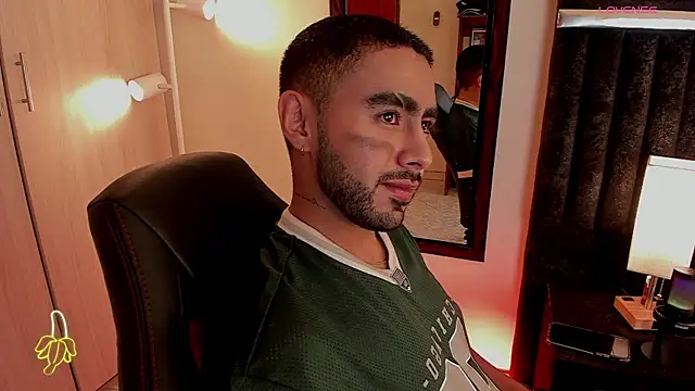 ItsMeEros online show from 10-26-25, 09:15