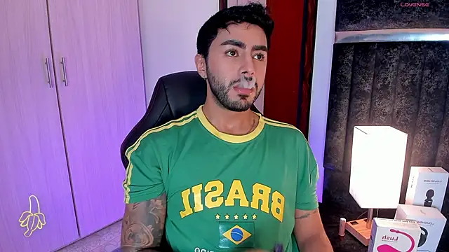 ItsMeEros online show from 02-17-25, 09:54