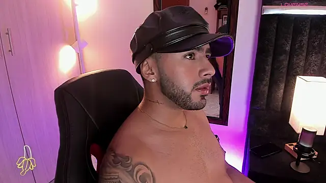 ItsMeEros online show from 11-08-25, 11:41