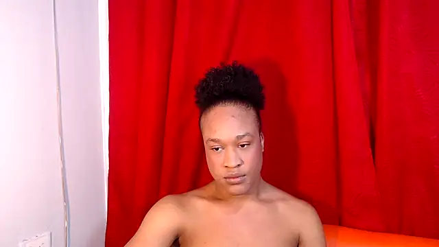 Snapshot of dirtydolltsx chatting on 06-06-26, 12:32 dirtydolltsx online show from 06-06-26, 12:32